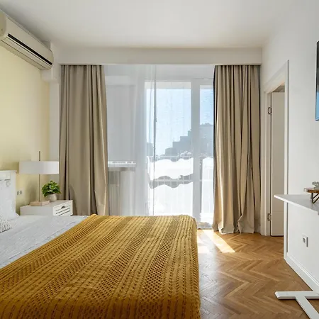 Magheru 9th Stylish 1br Lejlighed