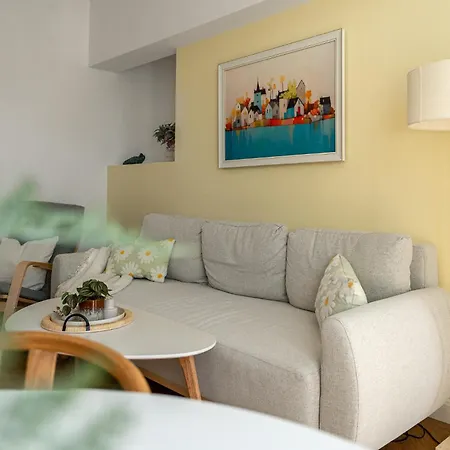 Magheru 9th Stylish 1br *