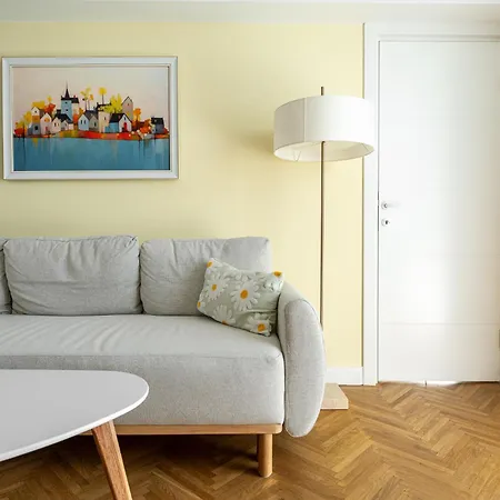 Magheru 9th Stylish 1br